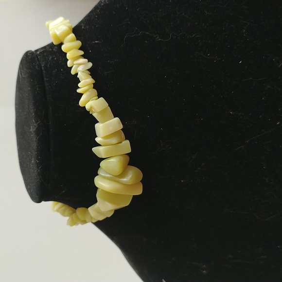 Handmade Olive "Serpentine" Choker - Picture 1 of 4